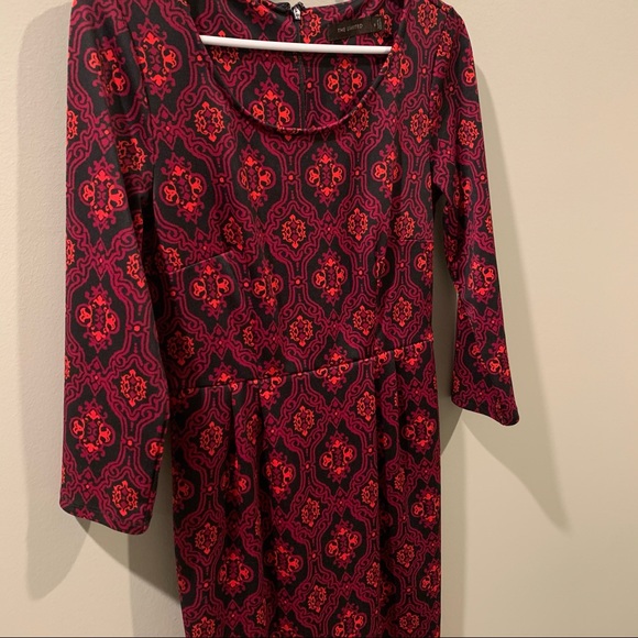 The Limited Printed Long Sleeve Dress Size Small - Picture 5 of 7